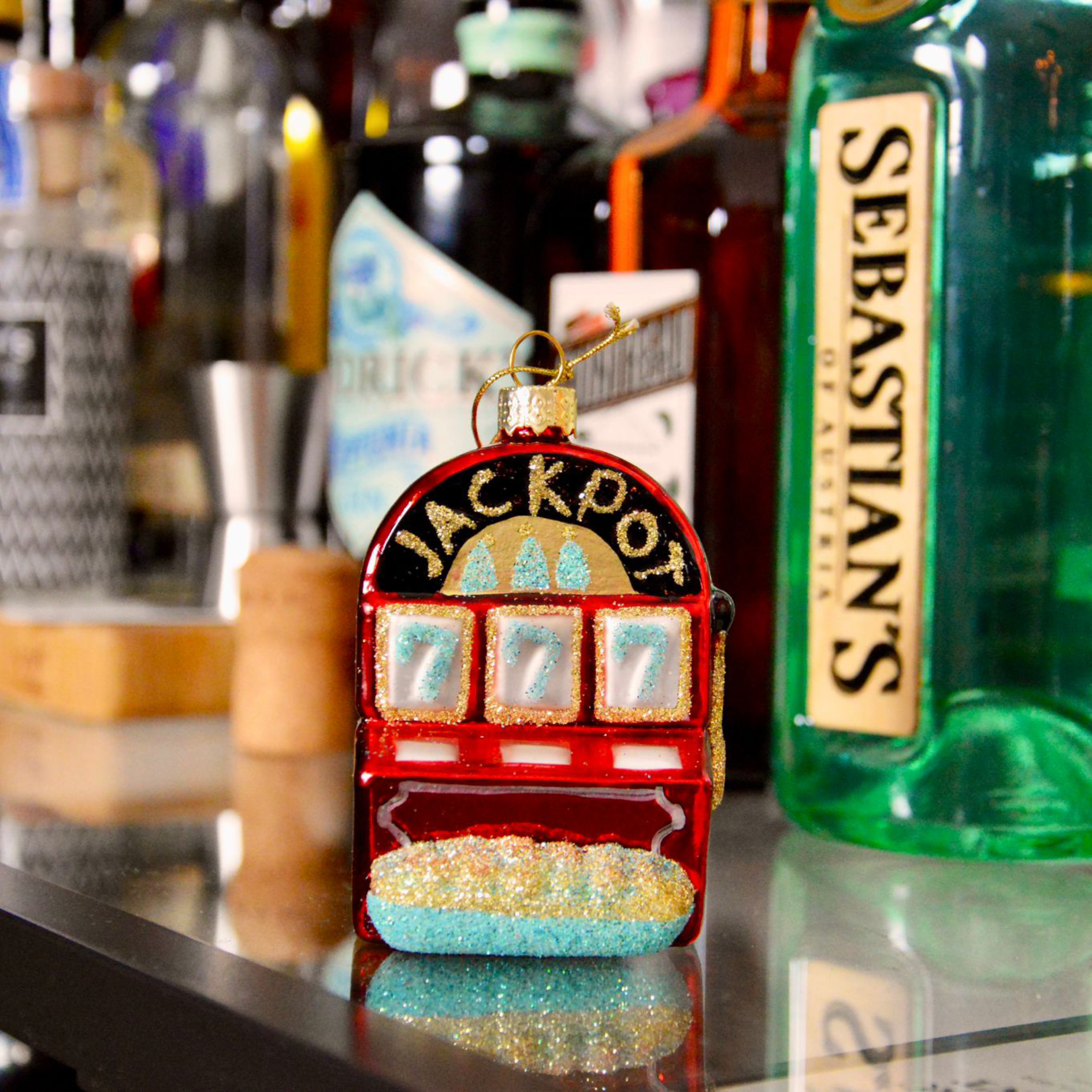 Slot machine, jackpot, kerstbal, rood, glazen ornament, kerstboom