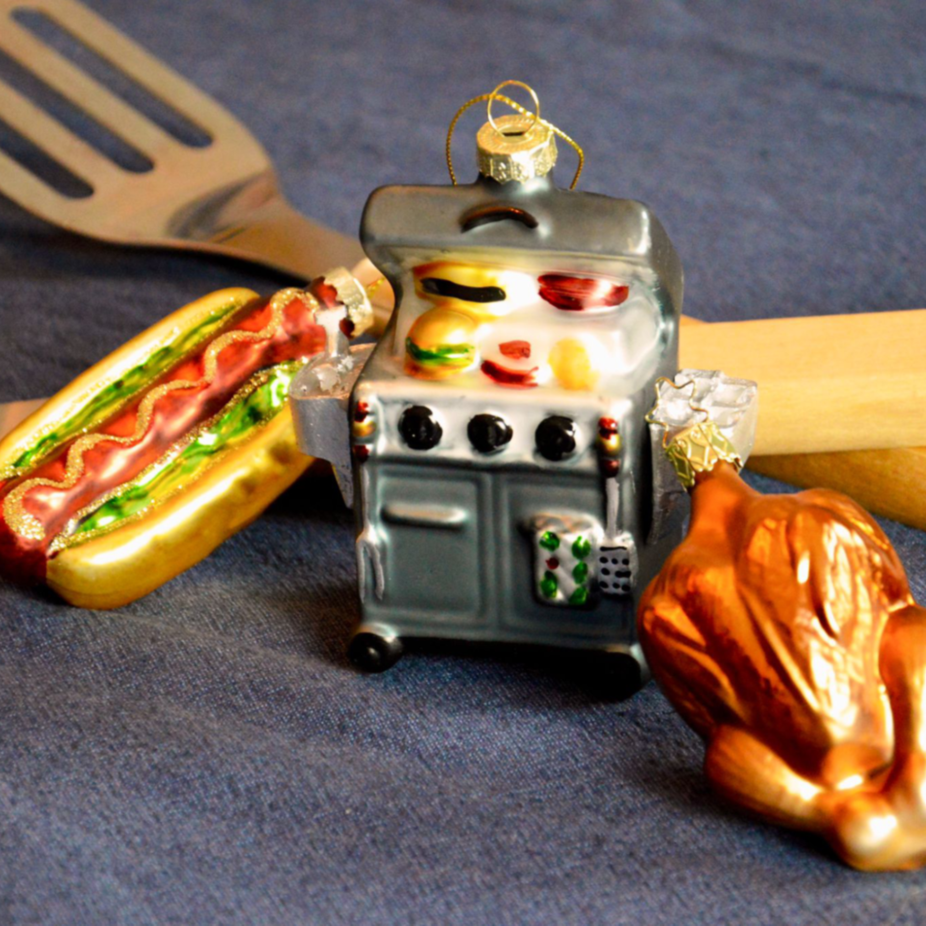 Hotdog, kerstbal, kerstornament, kalkoen, bbq, bruin, rood, geel, blauw, groen, kerstonament, van glas